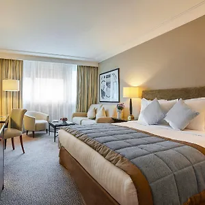 4* فندق وارويك