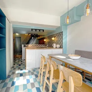  Apartment Atypique Au Pied Du Sacre Coeur