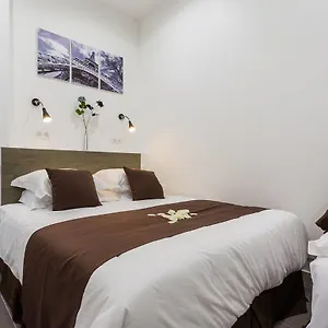  Apartment Le Logis De Montmartre