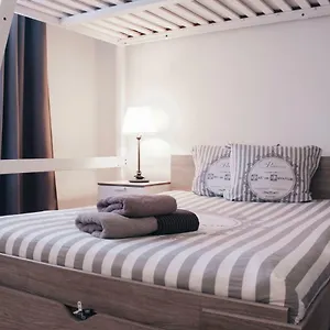  Appartement Parisian Flat